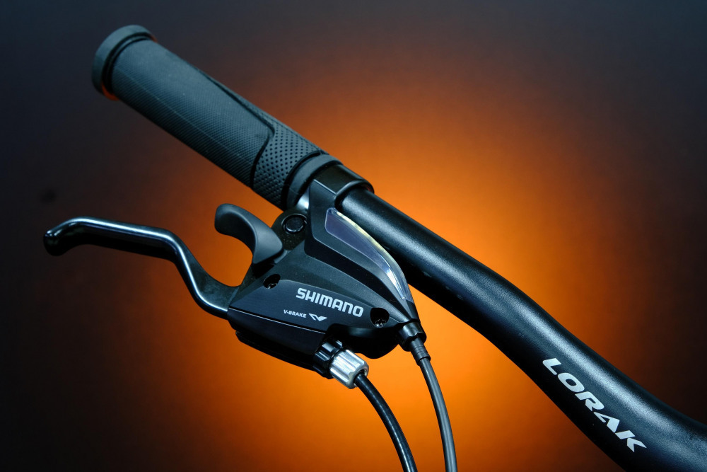 LORAK M-07 Prom Чёрный/Коричневый глянец (29")