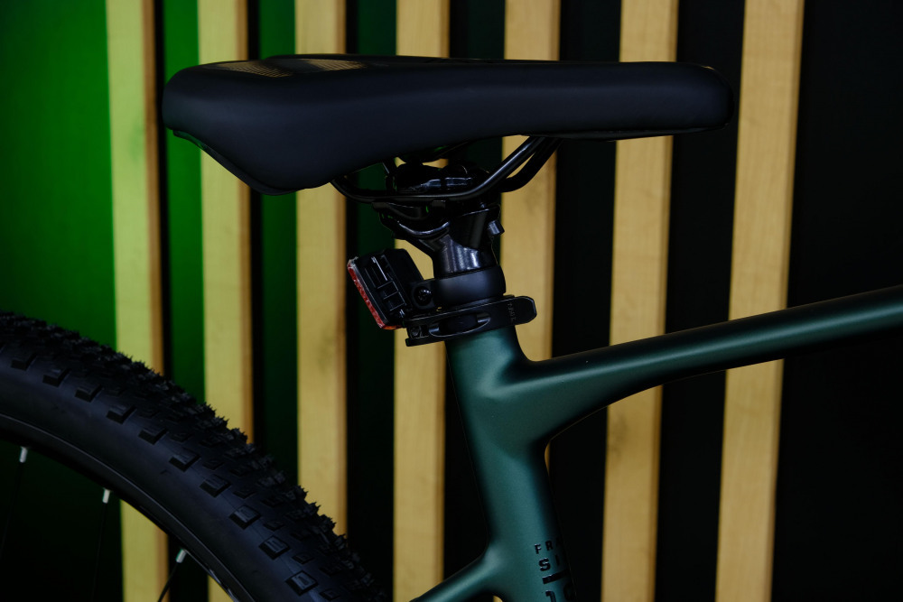 LORAK Sel 9880 Матовый Зелёный/Чёрный рама 19 (на рост 171-182)